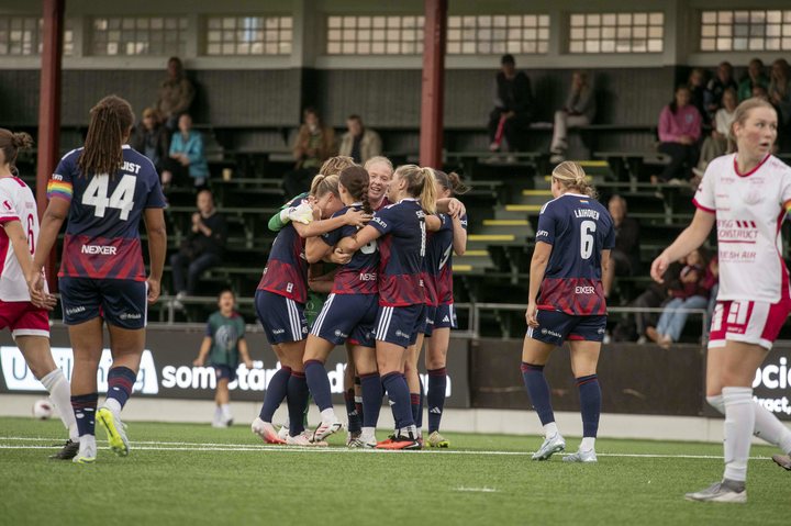 FC Rosengård celebrate a goal